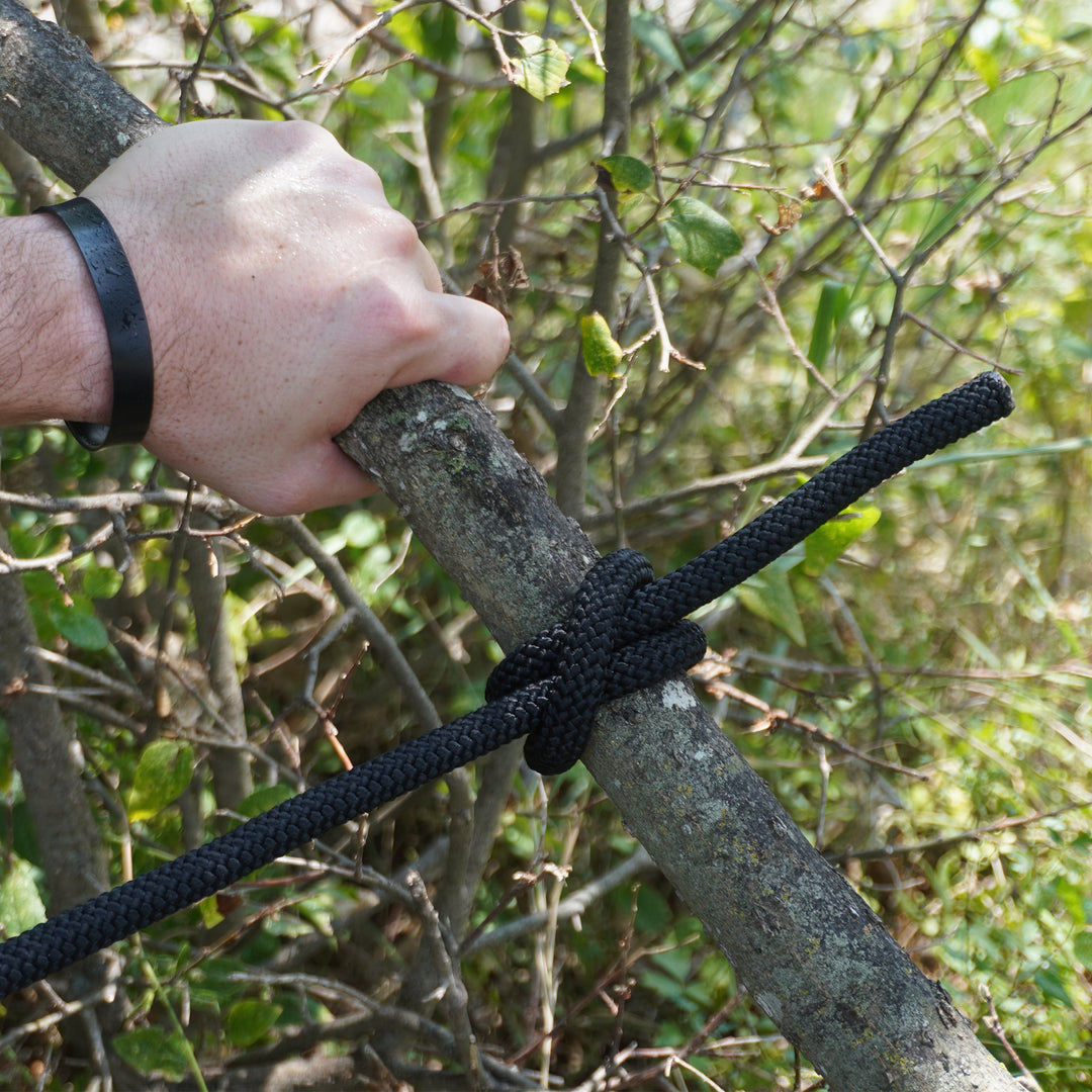 Recon Rope Clove Hitch